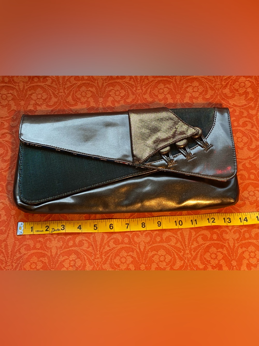 NWT in dust bag Irregular Choice Flick Flack clutch bag,metallic khaki gold - Picture 14 of 16